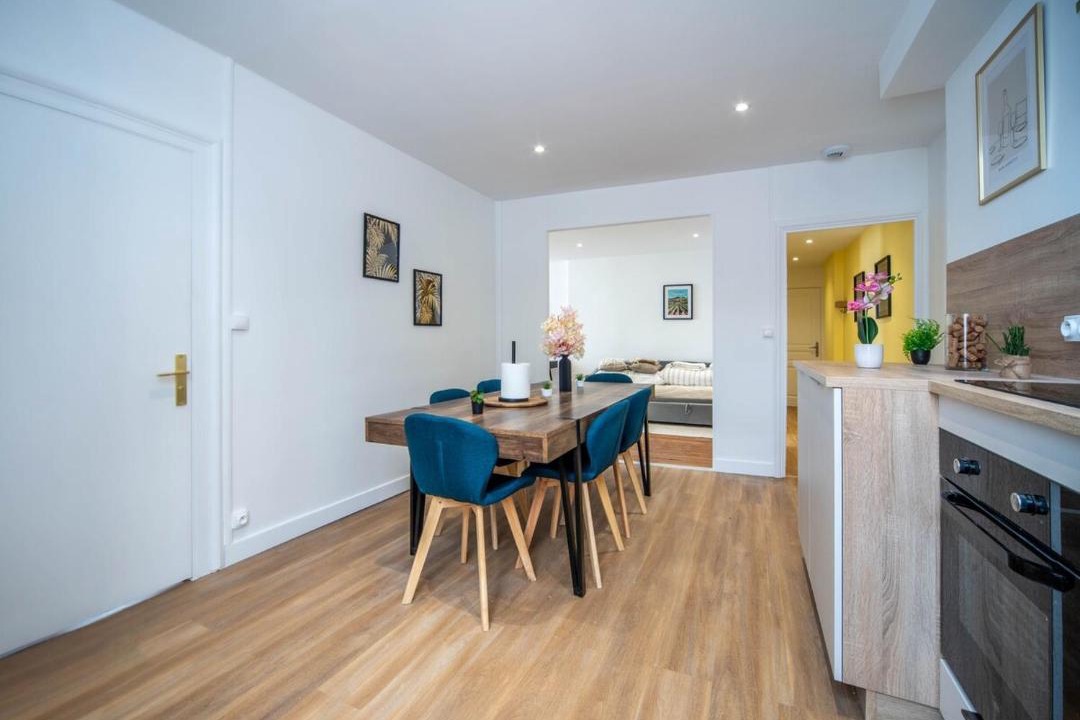 Photo of Others in Tournus