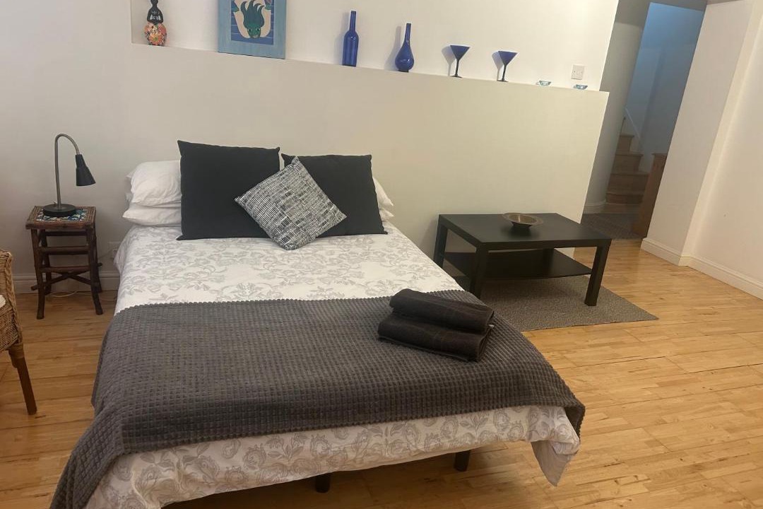 Photo of Others in Brondesbury