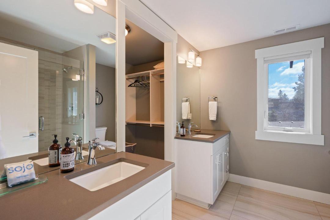 Photo of Others in Awbrey Butte