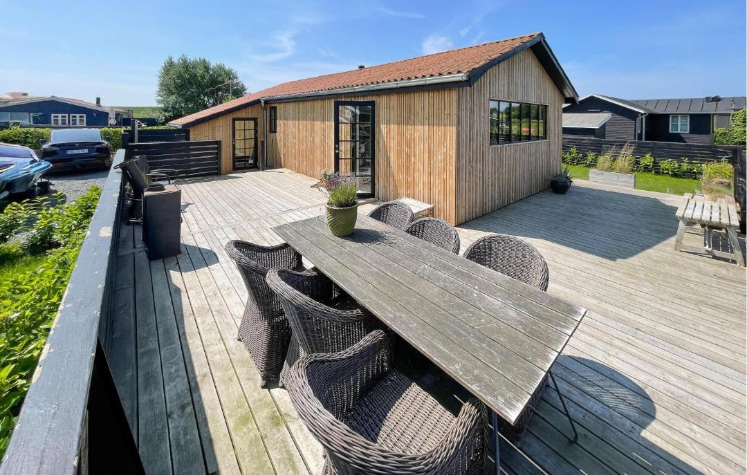 Photo of Others in Mesinge