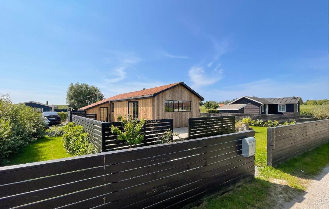 Photo of Others in Mesinge