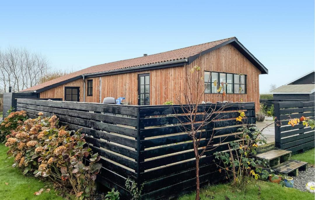 Photo of Others in Mesinge