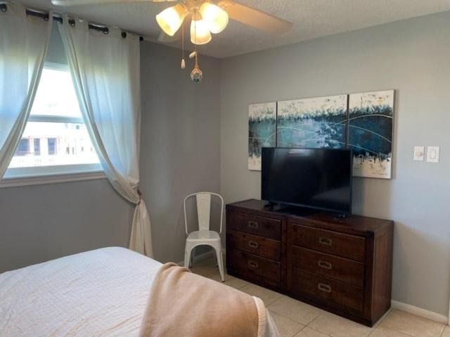 Photo of Bedroom in Bermuda Beach