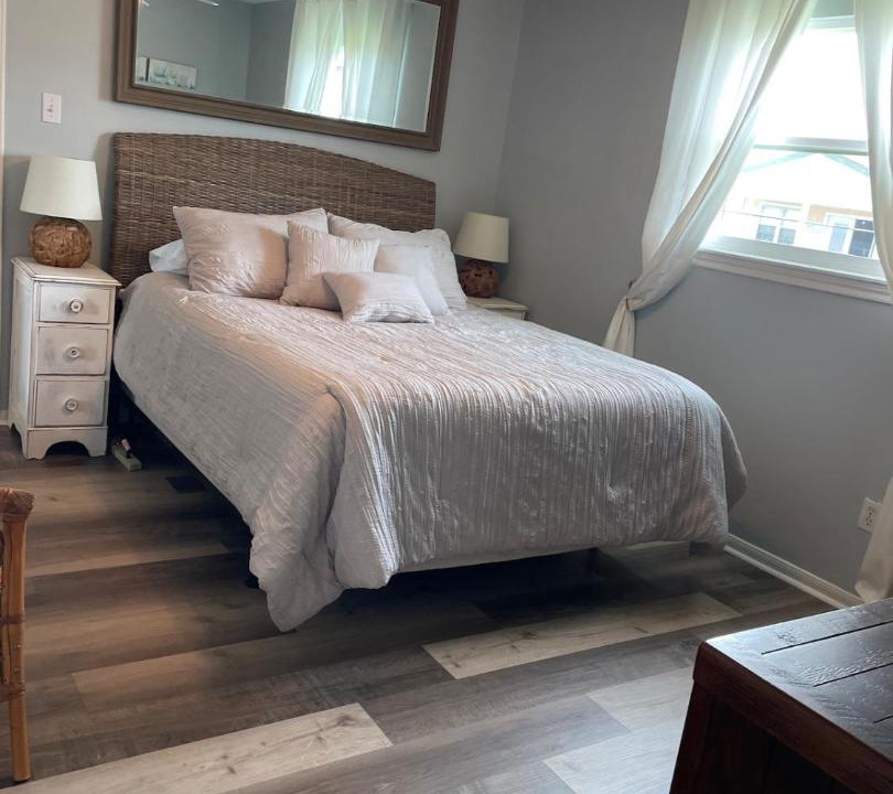 Photo of Bedroom in Bermuda Beach