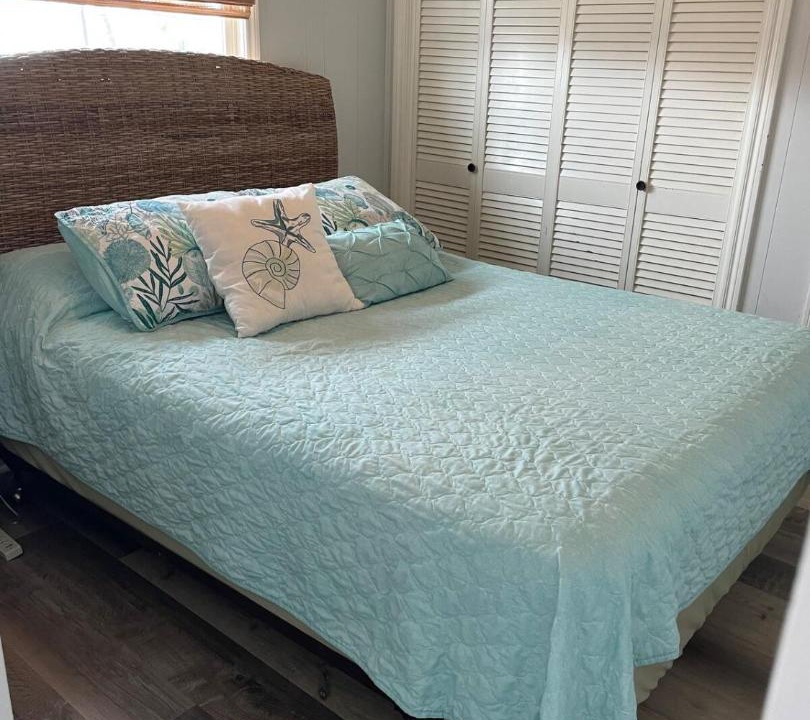 Photo of Bedroom in Bermuda Beach