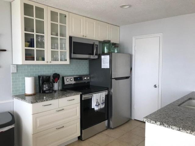 Photo of Kitchen in Bermuda Beach
