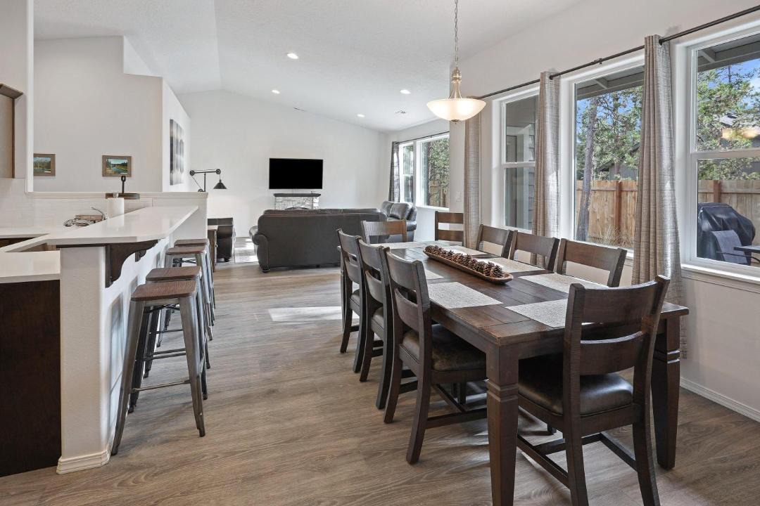 Photo of Kitchen in Oregon Water Wonderland