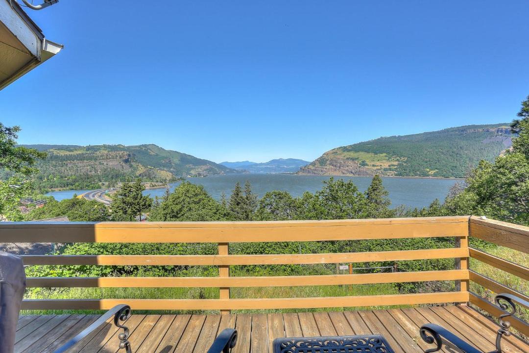 Photo of Patio Balcony in Mosier