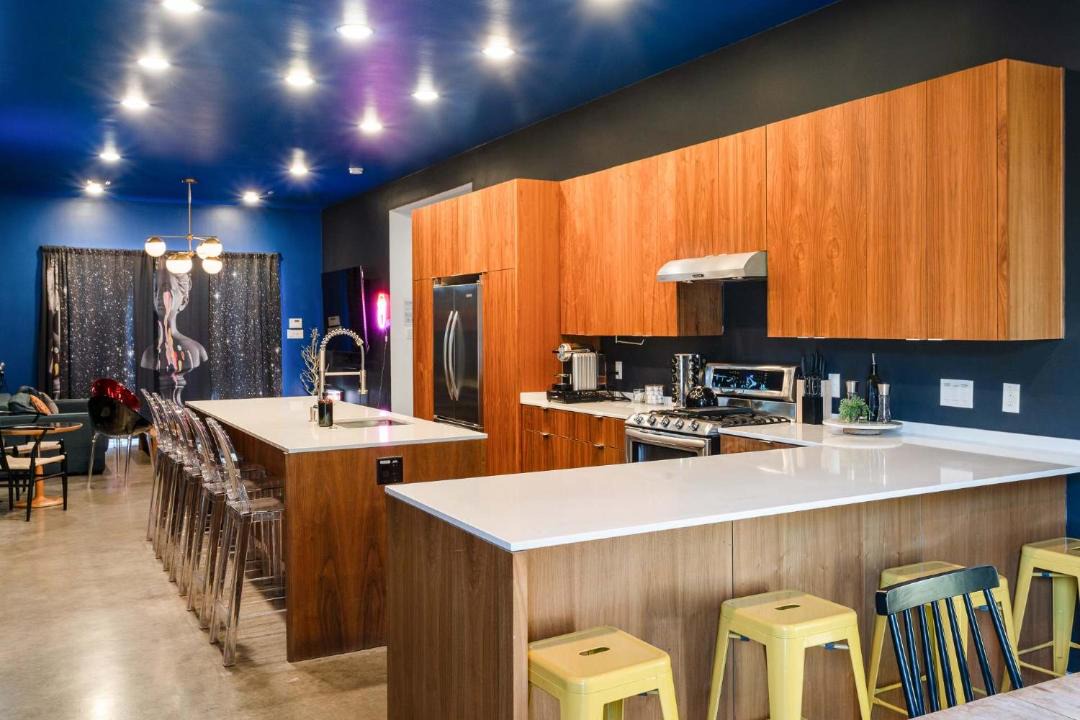 Photo of Kitchen in East Cesar Chavez