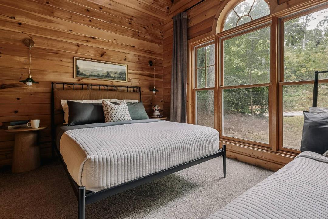 Photo of Bedroom in Bryson City