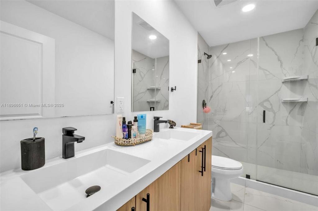Photo of Bathroom in Florida City