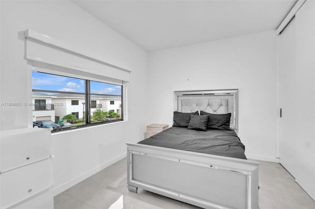 Photo of Bedroom in Florida City