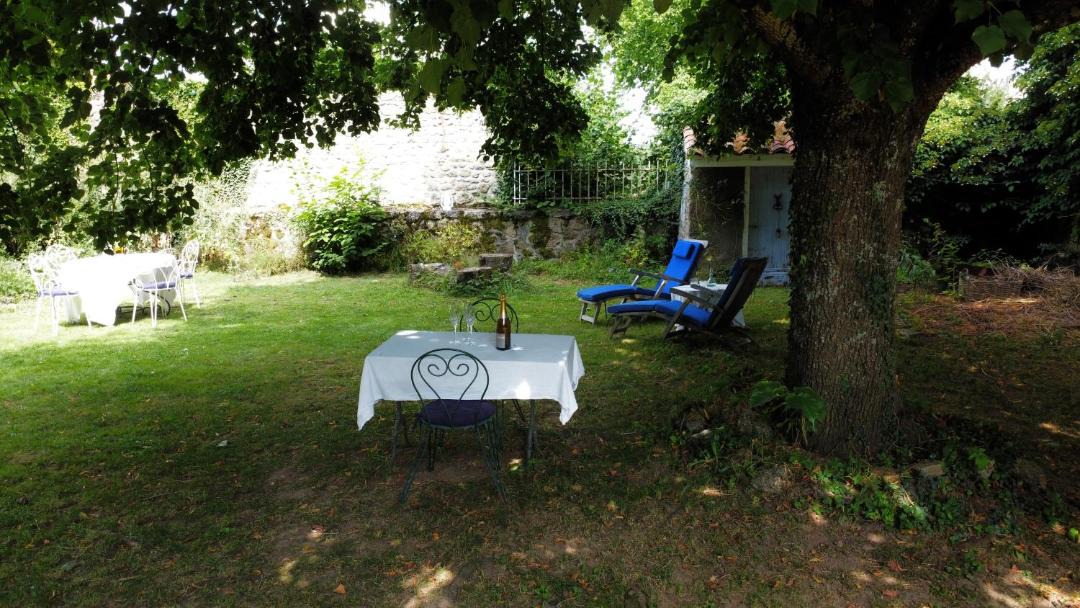 Photo of Others in Saint-Didier-sur-Rochefort
