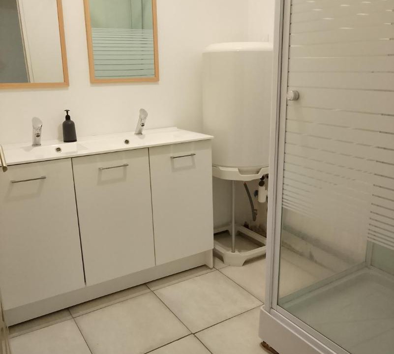 Photo of Bathroom in Saint-Leonard-de-Noblat