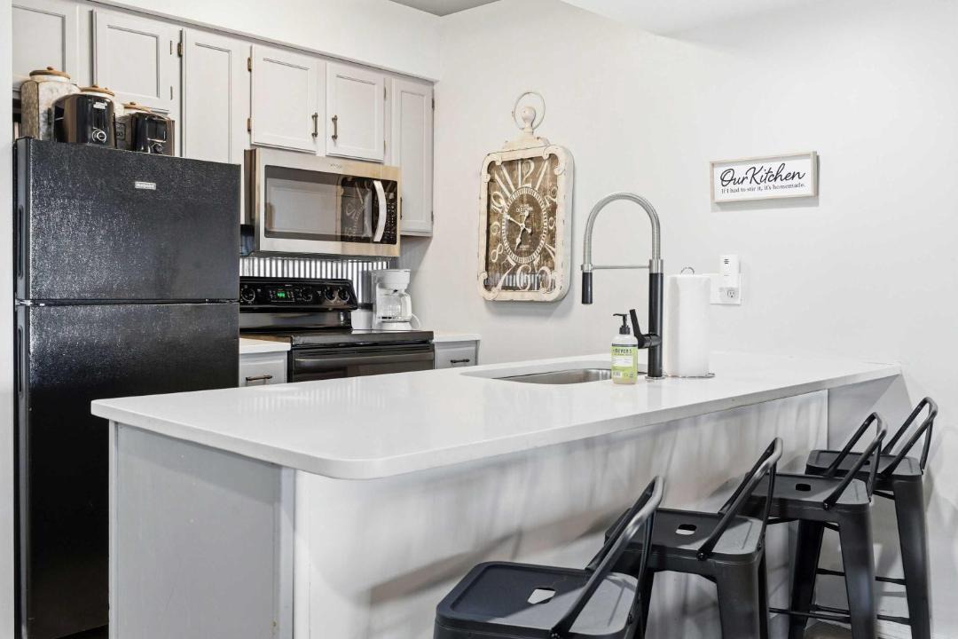 Photo of Others in Notch Estates