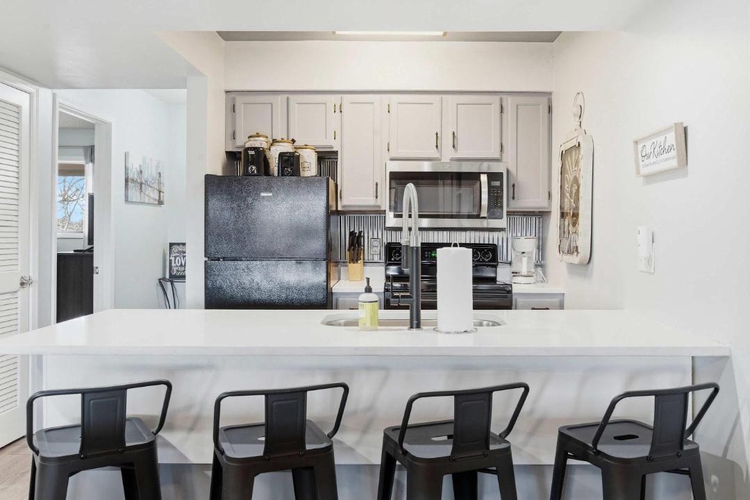 Photo of Others in Notch Estates