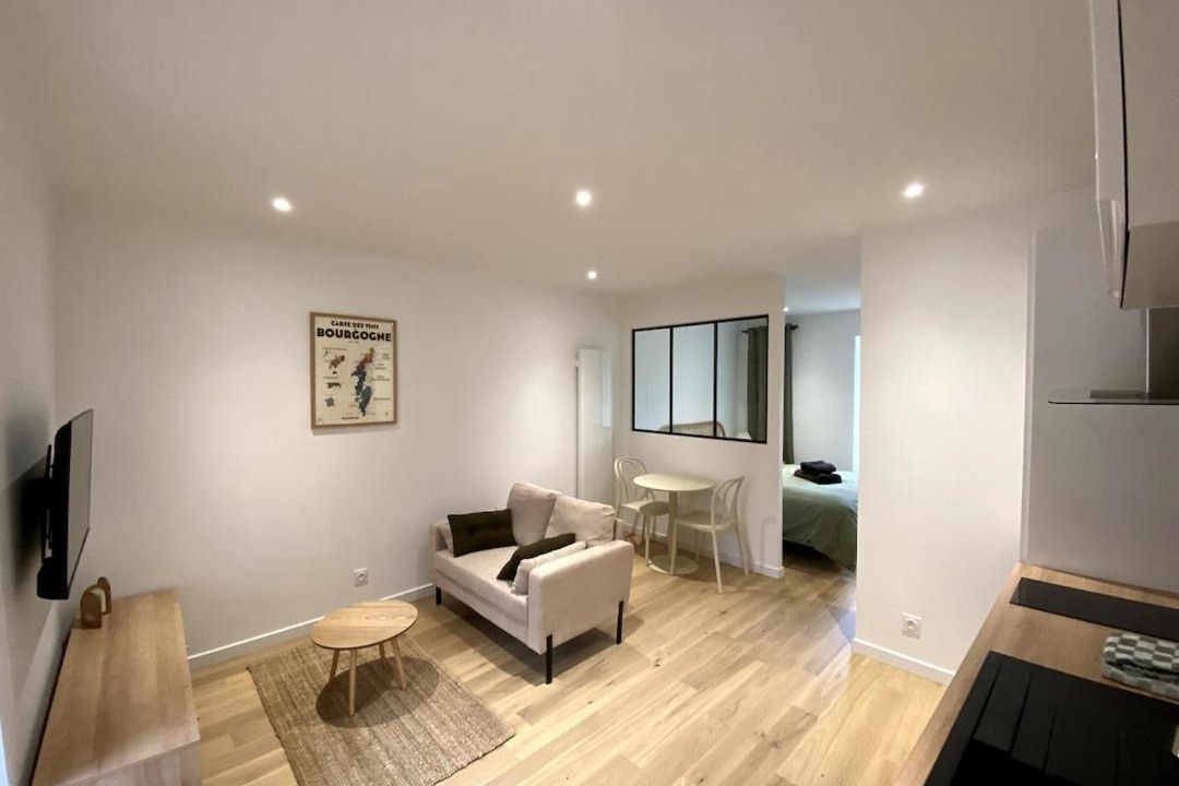 Photo of Others in Pommard