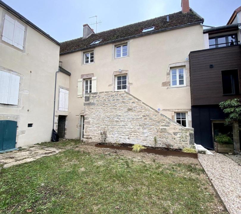 Photo of Others in Pommard