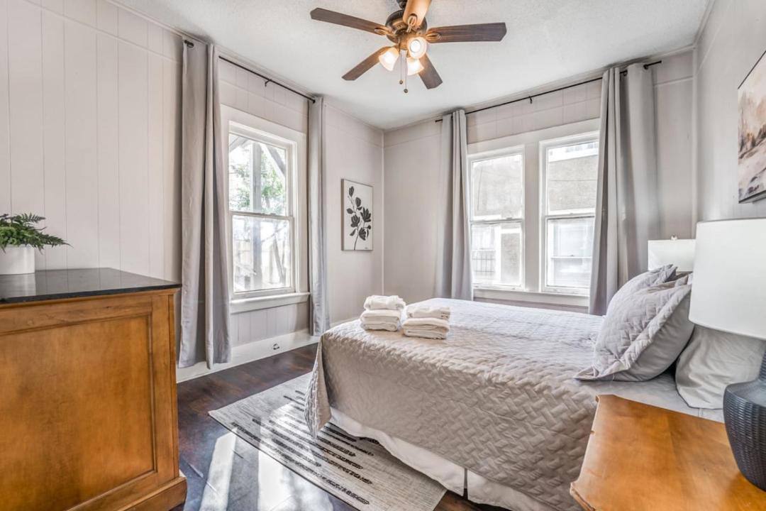Photo of Bedroom in New Pathways