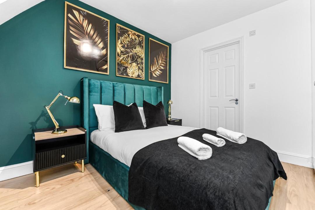 Photo of Others in St. Johns Wood