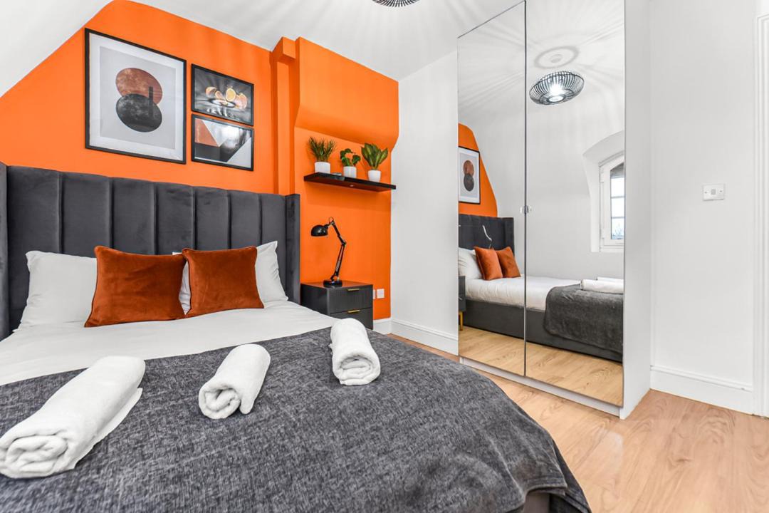 Photo of Others in St. Johns Wood