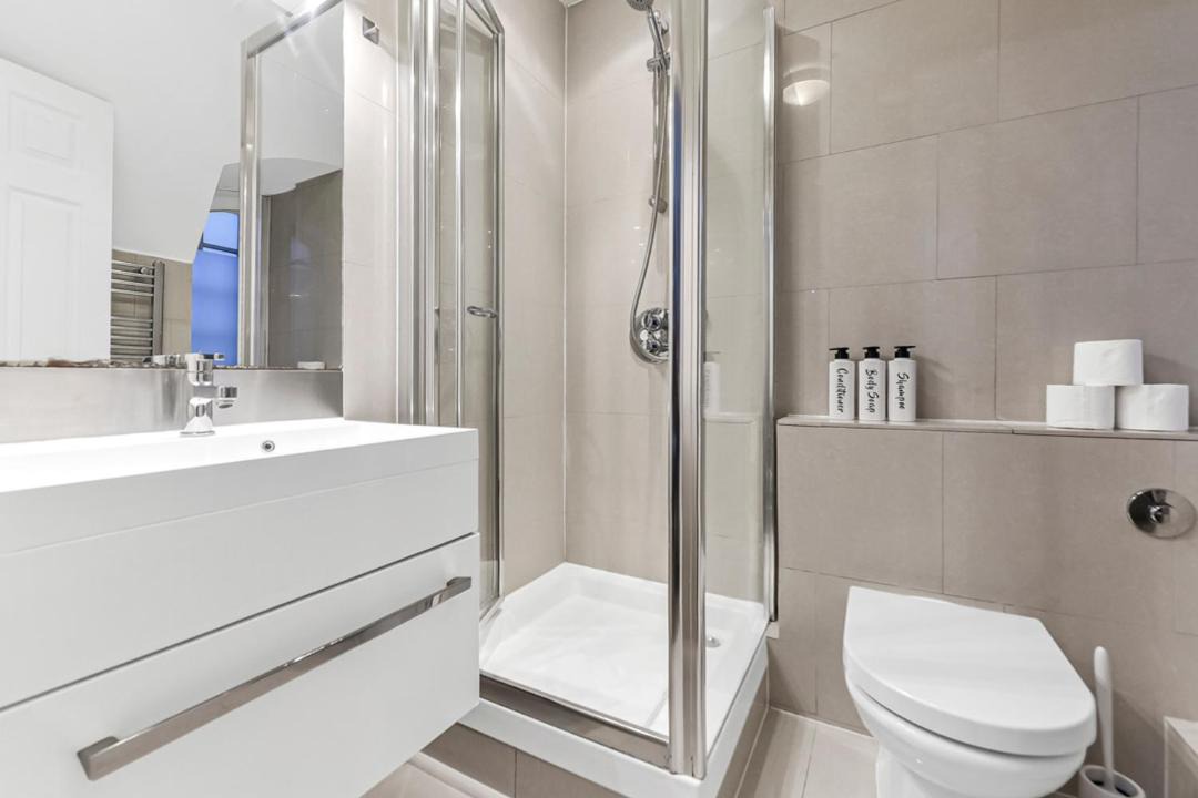 Photo of Others in St. Johns Wood