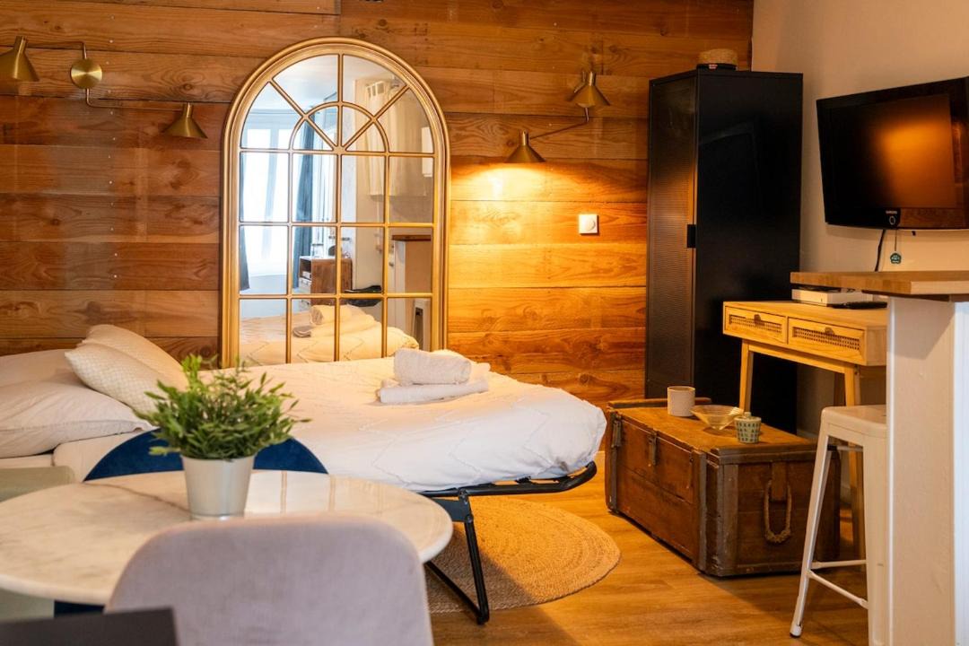 Photo of Others in Saint-Julien