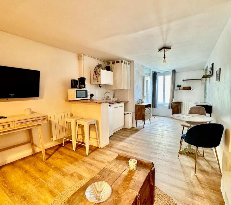 Photo of Others in Saint-Julien