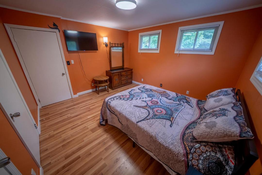 Photo of Bedroom in Tapoco