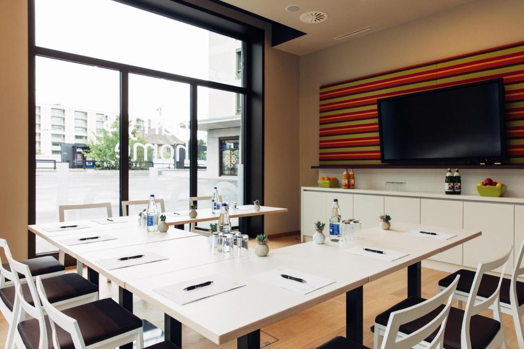 Photo of Others in Wallisellen