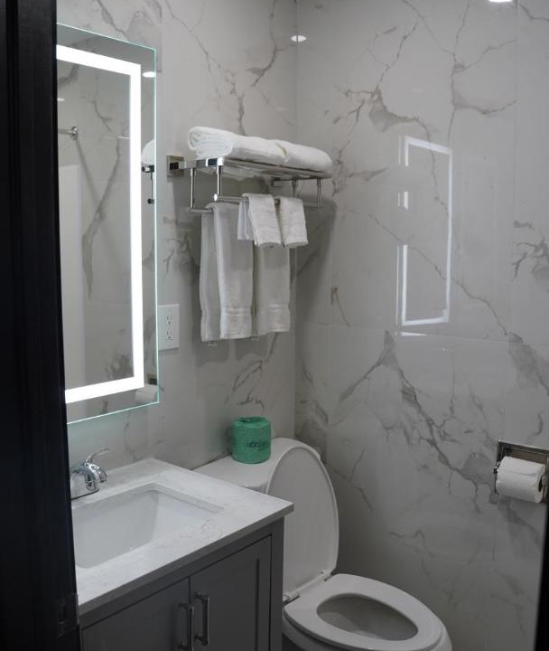 Photo of Bathroom in Rockfall