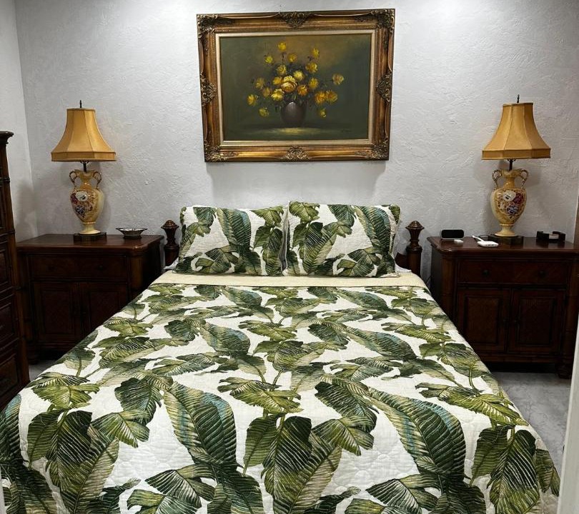 Photo of Bedroom in Venice Gardens