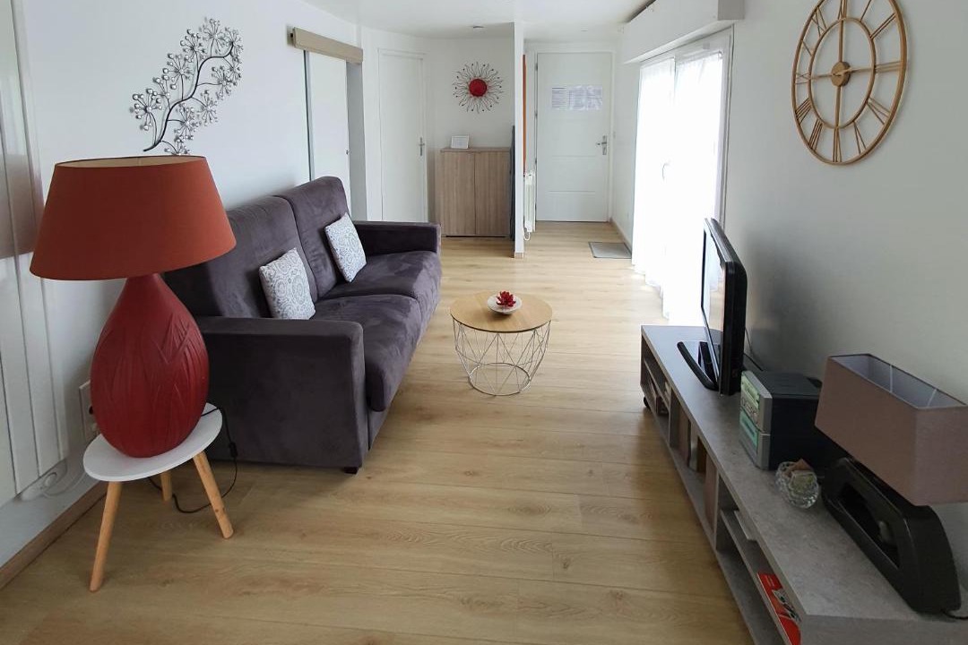 Photo of Others in Oeyreluy