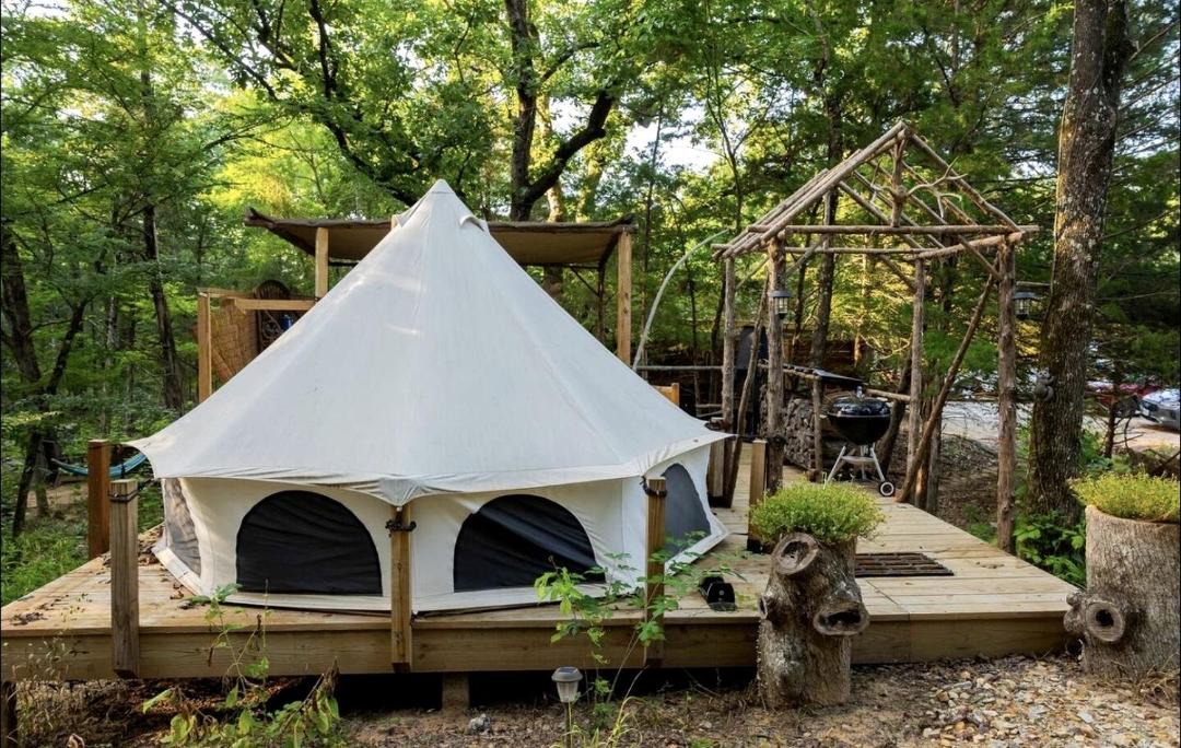 Photo of Outdoor in Honey Grove