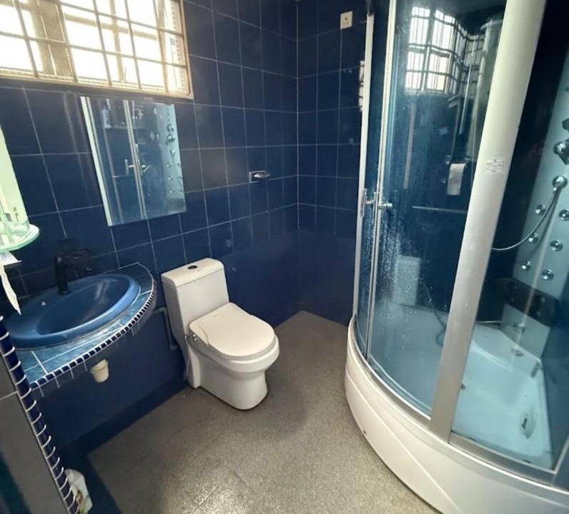 Photo of Bathroom in Taman Jati