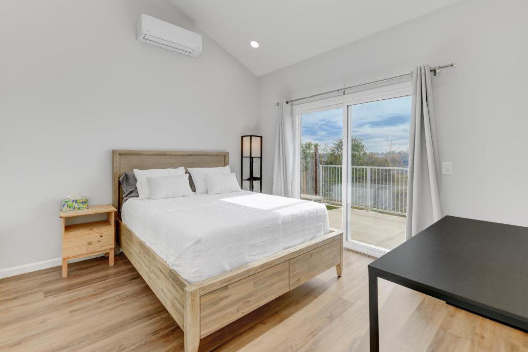 Photo of Bedroom in Mira Mesa
