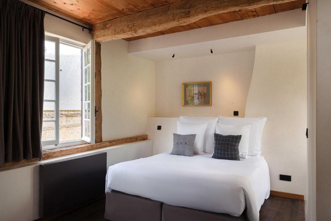 Photo of Bedroom in Barneville-la-Bertran
