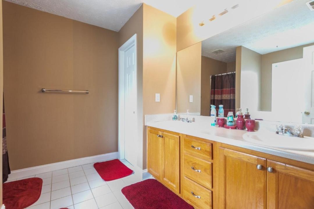 Photo of Others in Locust Grove