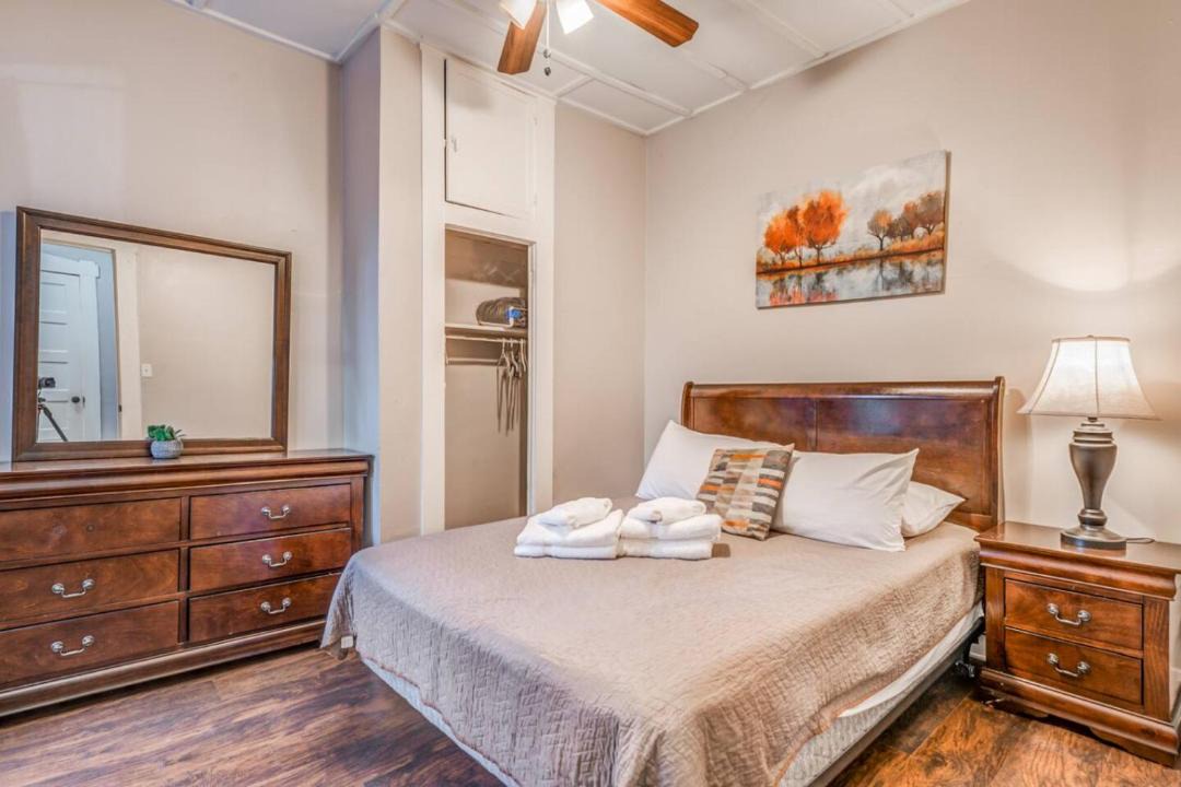 Photo of Bedroom in New Pathways