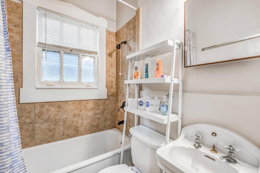 Photo of Bathroom in New Pathways