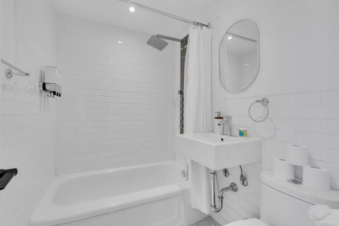 Photo of Bathroom in Milton Park