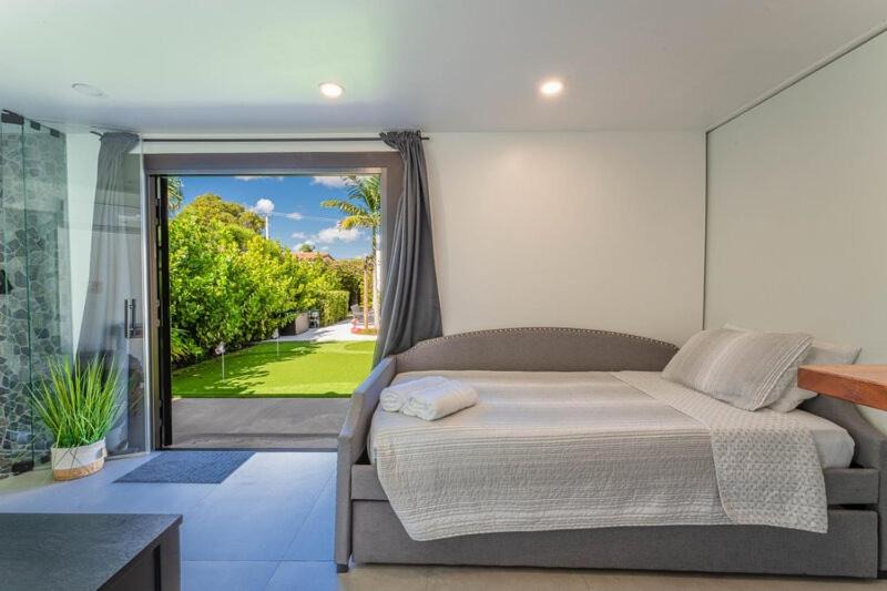 Photo of Bedroom in Coral Way