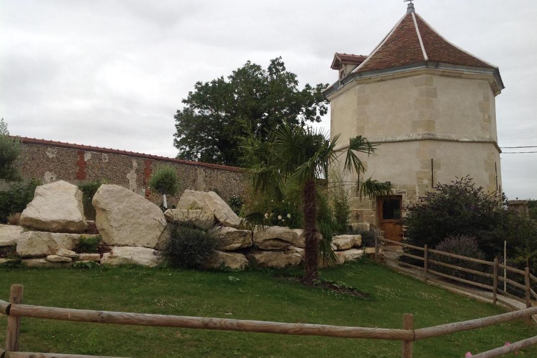 Photo of Others in Senots