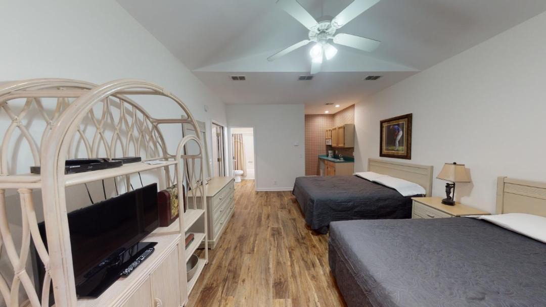 Photo of Bedroom in Sunset Beach