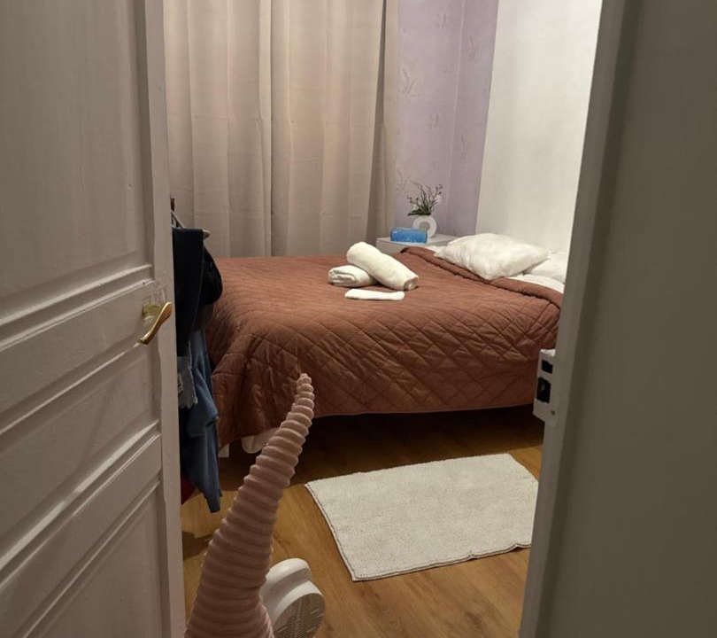 Photo of Bedroom in Villeneuve-Saint-Georges