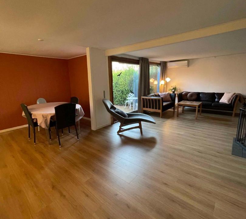 Photo of Others in Or