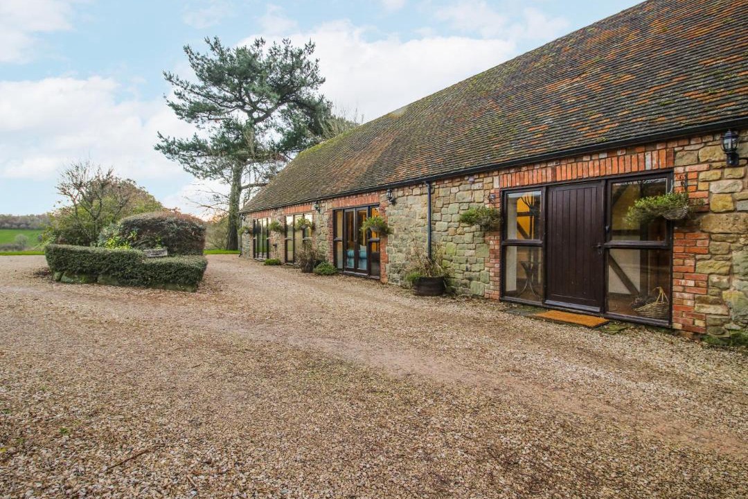 Photo of Others in Wall-under-heywood