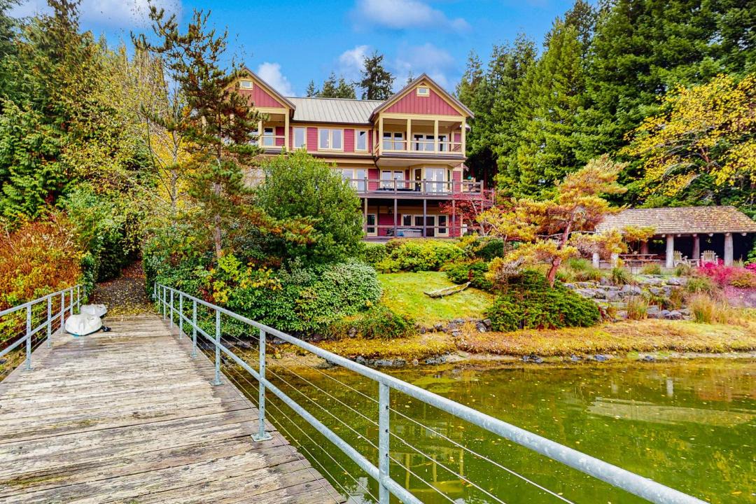 Photo of Others in Rollingbay