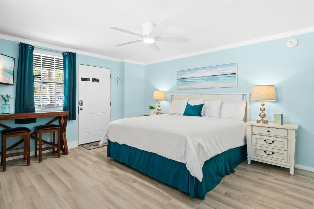 Photo of Bedroom in Siesta Key Village