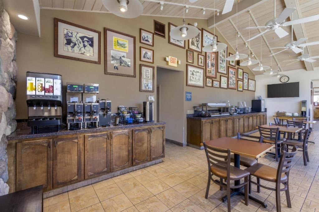 Photo of Kitchen in Lone Pine
